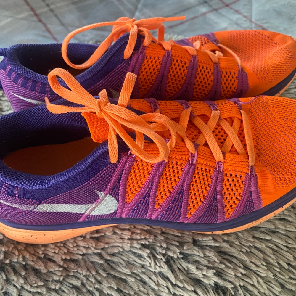 Size 10.5 Women Nike shoes